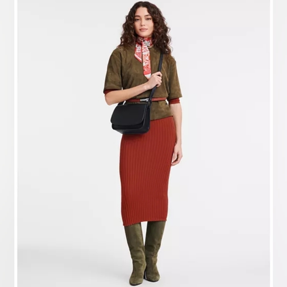 Longchamp Le Foulonné Leather Crossbody | Black/Gold | free lip balm - Picture 8 of 16